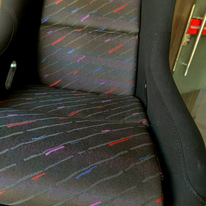 Универсальное спортивное сиденье из углеродного волокна - Product Image 3