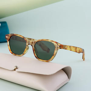 Gafas de sol para hombre de estilo europeo UV400 polarizadas antideslumbrantes con montura de PC y lentes TAC con estuche ZS-98153P - Product Image 1