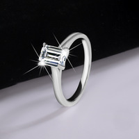 Bague en argent 925 avec moissanite 1 carat couleur D, style classique T-Brand à quatre griffes taille émeraude, certifiée GRA, pour femme, anniversaire