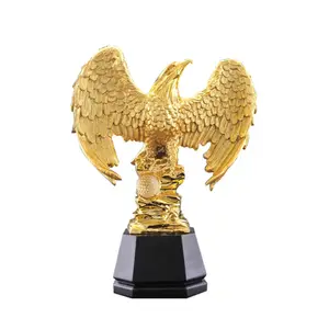 Nhà Sản Xuất Nhựa Trophy Sáng Tạo Tượng Đại Bàng Vàng Bay Đại Bàng Trophy Tùy Chỉnh Logo Giải Thưởng