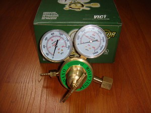 Regulador de Oxígeno y Acetileno de Latón de Servicio Medio, Presión Máxima de Entrada de 20000 Kpa, Modelo JGR-20A para Kits de Soldadura Portátiles - Product Image 5