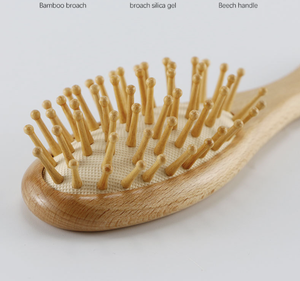 Set Spazzola e Pettine in Legno con Setole Naturali di Capra Morbide per Neonati e Bambini - Product Image 3