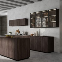 Meuble de cuisine moderne et îlot : Rangement grande capacité