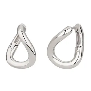 Boucles d'oreilles européennes uniques Torsion anneau boucles d'oreilles de style bohème bijoux en gros boucles d'oreilles de mode tendance 2023