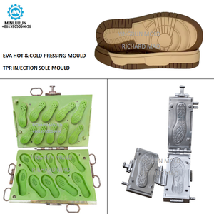 قوالب نعل مطاطي مخصصة بتصميم جديد لعام <span class=keywords><strong>2026</strong></span>، قالب نعل خارجي مريح من الإيفا للأحذية الرياضية - Product Image 1