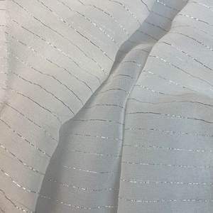 Nouvelle fabrication de tissu georgette de soie froissée, avec tissu métallique en argent, - Product Image 6