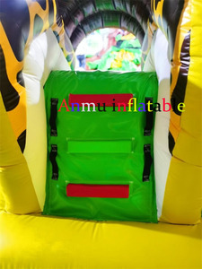 Château gonflable sur le thème de la jungle, idéal pour les fêtes ; comprend un château gonflable, une aire de jeux gonflable et un toboggan amusant. - Product Image 6