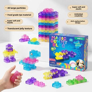 Blocchi da Costruzione TPE 40 Pezzi Tema Animali e Natura Giocattolo Educativo per Età 14+ Morbidi Trasparenti in Gomma per Decompressione e Attività Manuali - Product Image 1