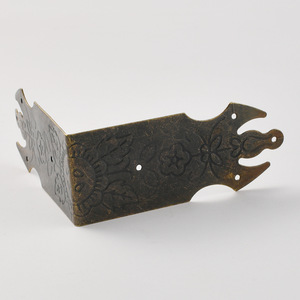 Antique Style Metal <b>Corner</b> <b>Protectors</b> 0.4 3mm Thickness For Boxes Jewelry Box Camphor Wood Edge Banding New Chinese Design - Product Image 4