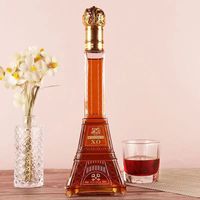 Bouteille de vin personnalisée en verre cristal en forme de tour de 500 ml, fabriquée en Chine, avec bouchon en liège