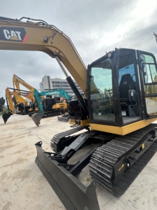 Mini-excavatrice hydraulique d'occasion CAT 307.5 Caterpillar 7 tonnes sur chenilles pour la construction et les travaux de terrassement - Product Image 5