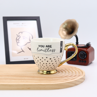 Tasse à café en céramique de luxe avec anse dorée, citation inspirante, motif géométrique noir et blanc, tasse à thé sur pied en porcelaine, cadeau