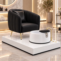 Fauteuil de pédicure de luxe avec bassin de bain de pieds, robinet doré, canapé en cuir PU noir pour salon de manucure, mobilier de spa de beauté, vente en gros