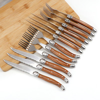 Couteau à steak en acier inoxydable Fourchette Couteau de chef Style Western Couteau Fourchette Grain de bois Manche en plastique Fourchette à steak de boeuf Conception populaire