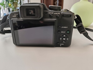 กล้องถ่ายรูปราคาประหยัดสำหรับมือใหม่ Panasonic Lumix FZ40 14.1MP ซูม 24 เท่า กล้องดิจิตอลสำหรับถ่ายภาพกลางแจ้งในเวลากลางวัน - Product Image 5