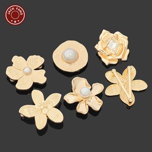 Conector de bikini, herrajes para trajes de baño, hebilla de forma irregular, hebilla de metal personalizada para vestido de mujer, decoración de concha de perla, hebilla de estrella de mar - Product Image 2