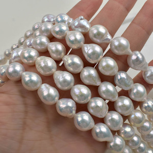Collier de perles d'eau douce blanches en forme baroque de 9-10 mm, perles en forme de goutte, accessoires semi-finis pour bricolage - Product Image 1