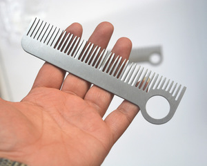 Người đàn ông cạo râu lược kim loại ria mép định hình mẫu râu hình dạng công cụ tiệm hớt tóc cạo râu Lược - Product Image 3