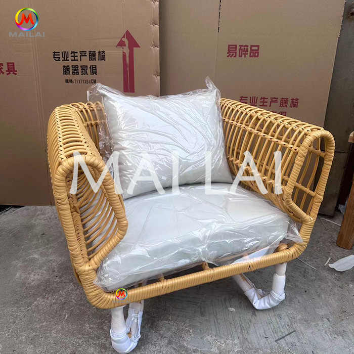 High Quality Rattan Chair Wooden Armchair Wedding Chair For Events ...