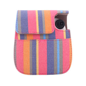 Funda para cámara Fuji <span class=keywords><strong>instax</strong></span> <span class=keywords><strong>mini</strong></span> 12/11/8/<span class=keywords><strong>9</strong></span> Rainbow Stripes, bolso de cuero PU con bolsillo y correa de hombro ajustable - Product Image 4