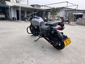 Motocyclettes d'occasion Longjia V-BOB Vintage Cruiser Streetbike EFI Moteur refroidi par eau 250cc Design vintage Style classique avec un touche moderne - Product Image 4