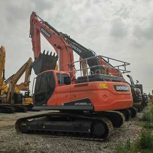Offres de fournisseurs réels Excavateurs d'occasion Doosan DX300 Pelleteuse remorquable avec composants de base-Moteur-Pompe moteur à vendre - Product Image 1