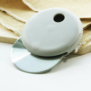 Cortador de <span class=keywords><strong>Pizza</strong></span> creativo Circular de acero inoxidable, cuchillo de rueda de <span class=keywords><strong>Pizza</strong></span>, cuchillo para panqueques, herramientas de cocina para hornear - Product Image 6