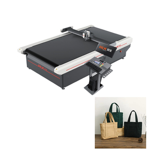 Machine de découpe CNC à couteau oscillant pour tissus et cuir, découpeuse de ceintures en cuir - Product Image 3