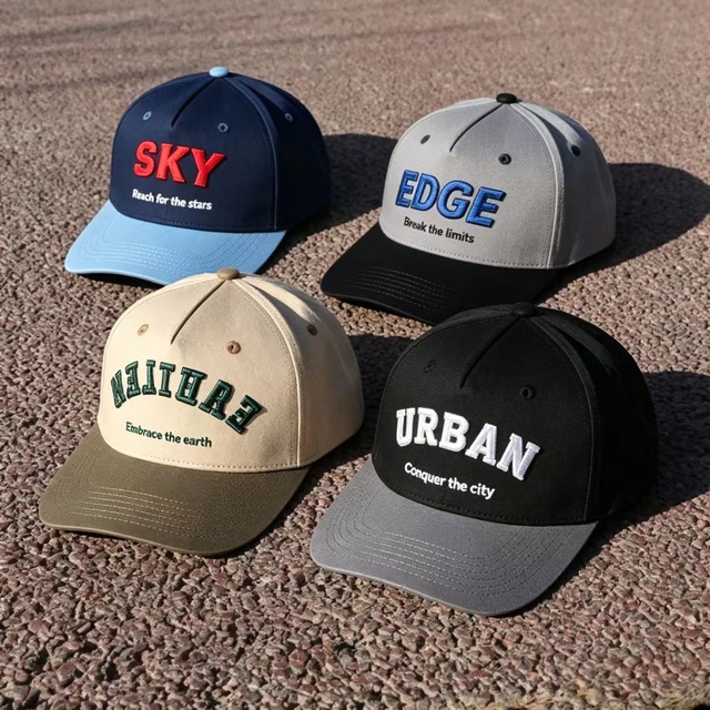 Custom 3D Puff Embroidery Trucker Hat Two Tone High Profile Curved Brim Snapback Cotton Baseball Cap Wholesale