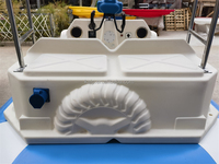 Bateau tamponneur électrique en plastique rigide PE pour 4 personnes, avec pompe à eau, pour location en lac, toit rigide épais, commande par roues, pour un divertissement de collision amusant