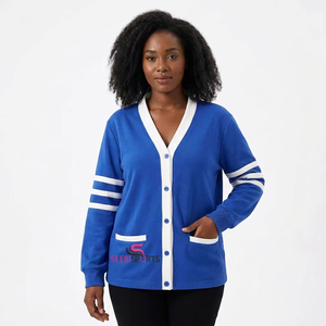 Cardigan en tricot bleu à col en V pour femmes, style universitaire et sororité, manches longues, poches, boutons, style vintage hiver - Product Image 1