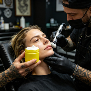 Bálsamo para tatuajes de textura ligera, no graso después de la aplicación, adecuado para uso continuo prolongado en salones de belleza con mucho movimiento. - Product Image 5