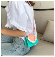 Sac à main Simple en acrylique pour femme, petits sacs à bandoulière polyvalent et décontracté avec chaîne Simple