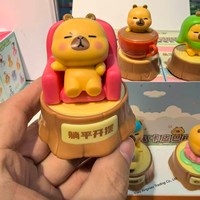 Boîte surprise Dauphin Jaune la plus vendue – Figurines de jouets tendance (6 pièces) – Ensemble anti-stress amusant pour soulager l'anxiété – Poupées idéales comme cadeaux