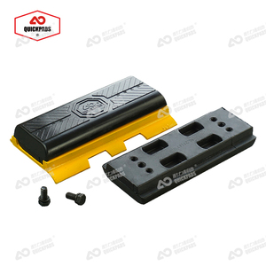 Hoge Slijtvastheid Rubber <span class=keywords><strong>Track</strong></span> Pads Ketting Stalen Spoor Ketting Voor Asfalt Straatstenen Voor Abg225.abg325 Bouwmachines Onderdelen - Product Image 6