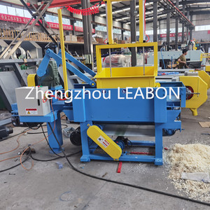Usine Bûches <span class=keywords><strong>De</strong></span> <span class=keywords><strong>Bois</strong></span> <span class=keywords><strong>de</strong></span> Pin Machine à Copeaux <span class=keywords><strong>De</strong></span> <span class=keywords><strong>Bois</strong></span> Pour La Litière Des Animaux - Product Image 2