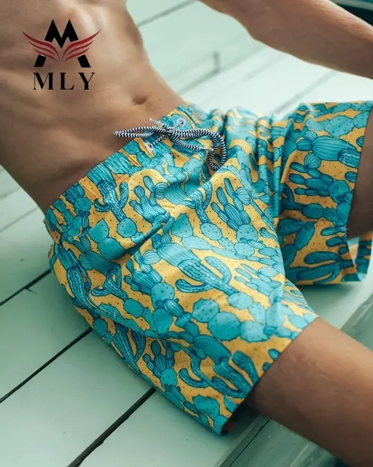 Men Waterproof Swimwear 100% Polyester Swim Shorts Slim Fit Swim Trunks