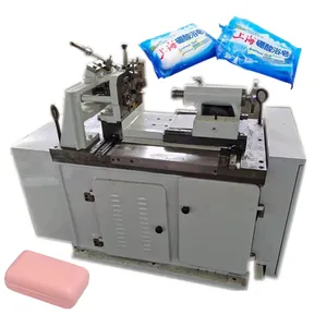 Çin'de 300-800 kg/saat sıvı Bar sabun yapma makinesi tuvalet sabun yapma makinesi üretim hattı