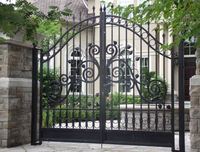 Normes australiennes Porte en fer forgé Clôture en acier Porte d'allée Villa Portes battantes Système de porte de clôture en métal pour la sécurité