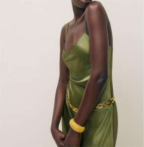 OEM nouvelle robe midi sans manches sexy de luxe en satin de soie pour femmes - Product Image 5