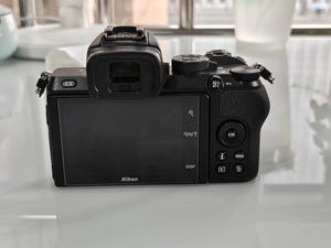 Appareil photo numérique d'occasion Nikon Z50 20,9MP 4K UHD APS-C - Product Image 2