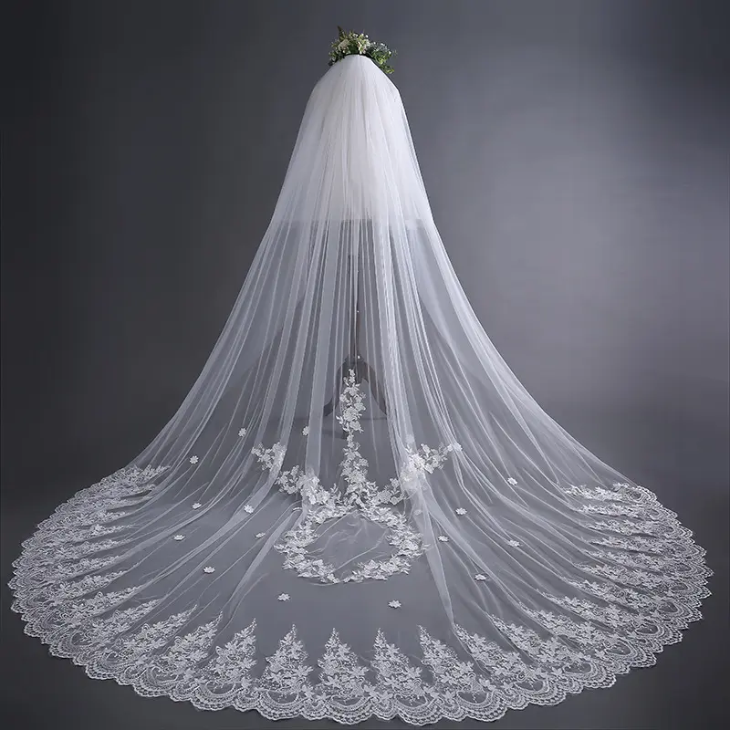 LUOXIN commercio all'ingrosso di lusso di disegno del merletto della sposa velo da sposa cattedrale di tessuto velo da sposa