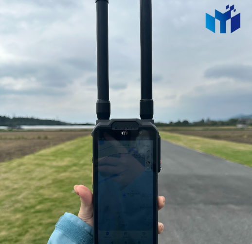 1.5KM-2.5KM Portable Indoor/Outdoor Drone Signal Detector with Remote Control Protocol Parsing for Pilot Location