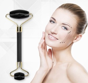 2025 Pure Obsidian Blake Jade Roller Guasha Aparato de raspado Juego de regalo Pequeños negocios Cosméticos Belleza Boda <span class=keywords><strong>Seguro</strong></span> Objetivo - Product Image 1