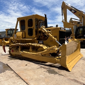 รถดันดิน Caterpillar D7G มือสอง ปี 2024 คุณภาพสูง ชั่วโมงการใช้งานต่ำ สภาพดี พร้อมมอเตอร์ แบริ่ง และปั๊ม - Product Image 1