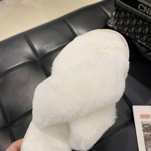 <span class=keywords><strong>Ciabatte</strong></span> da donna comode e calde <span class=keywords><strong>con</strong></span> punta aperta, da interno/esterno, in morbido peluche <span class=keywords><strong>con</strong></span> fasce incrociate in finta pelliccia di coniglio, ideali per autunno/inverno - Product Image 5