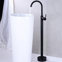 Robinet de baignoire en laiton doré brossé pour salle de bain moderne Robinet de baignoire autoportant à une poignée