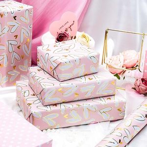 Papier d'emballage original rose double face en forme de cœur, gaufré or, métallisé, pour mariage, fête des mères, baby shower - Product Image 3