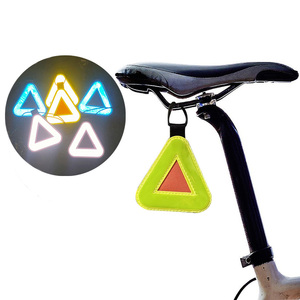 Pendentif réfléchissant triangulaire haute visibilité pour <span class=keywords><strong>VTT</strong></span>, vélo de route, cyclisme, sécurité routière nocturne, protection arrière - Product Image 5
