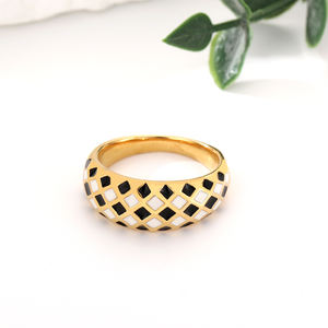 แหวนสแตนเลสสตีลสำหรับผู้หญิง สไตล์แฟชั่นอินเทรนด์ ชุบทองโบราณ ประดับด้วยพลอยหลัก ไม่มี ผลิตในจีน - Product Image 3